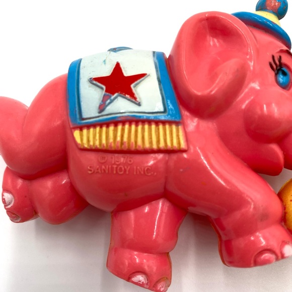 2 Vintage 1976  Sanitoy Elephant Toys Small. - Picture 10 of 10